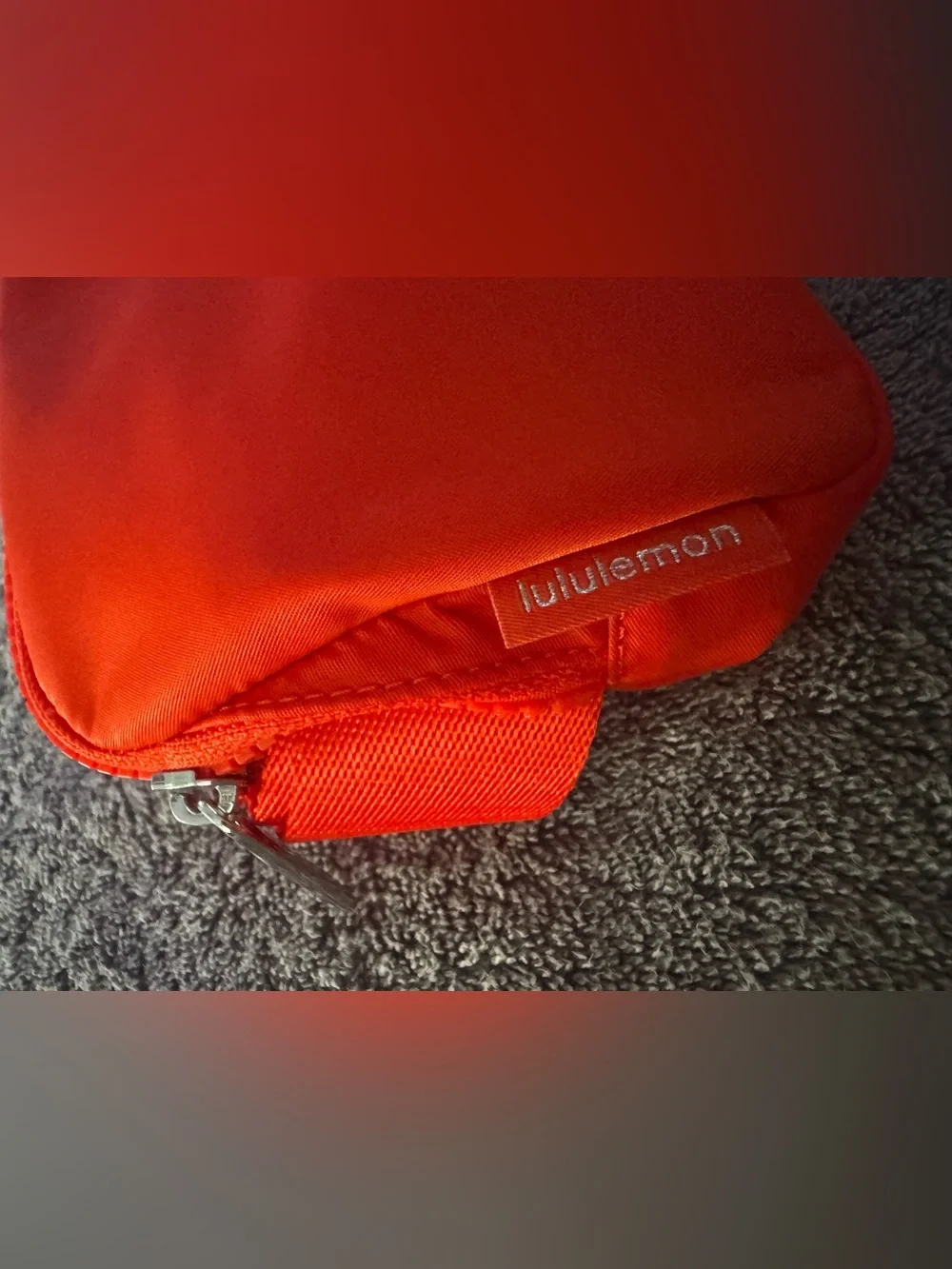 Lululemon Everywhere Belt Bag 1L